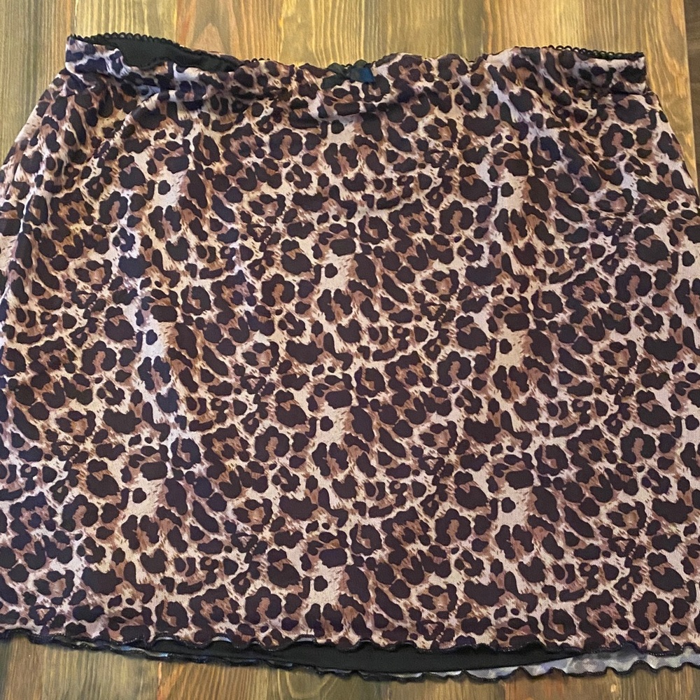 SHEIN Bae Leopard Pull On Mini Skirt